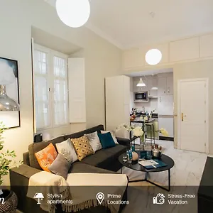 Comfortable Duplex- 1bd 2bth- Dean Miranda Séville